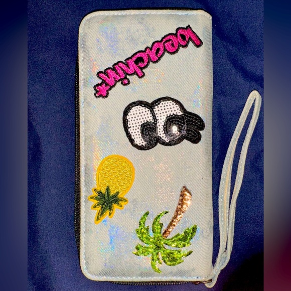 Claire’s holographic wallet y2k - Picture 1 of 4